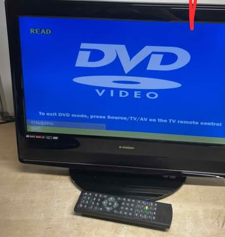 Photo of 24" TV set (SW4 8HD Clapham park estate 29) #1