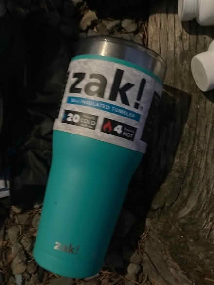 Photo of free Giant leak proof Tumbler (Foothill Boulevard Cupertino) #1