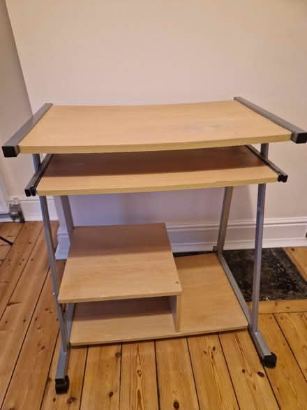 Photo of free Computer desk (CR4) #3