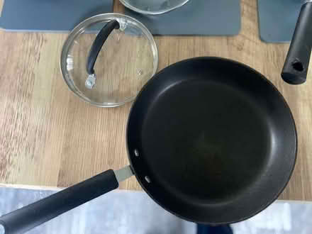 Photo of free Set of non-stick pots & 2 frying pans (Haywards Heath RH16) #4