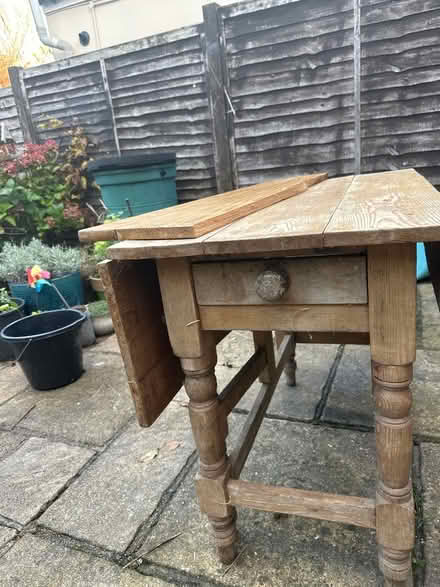 Photo of free Beautiful old farmhouse table (AL1) #1