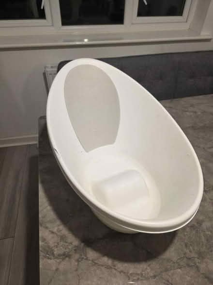 Photo of free Baby bath (CV6) #1