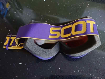 Photo of free Ski goggles (Clerwood EH12) #4