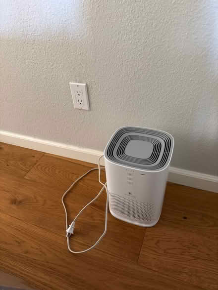 Photo of free Air purifier (Alameda - Bay Farm) #2