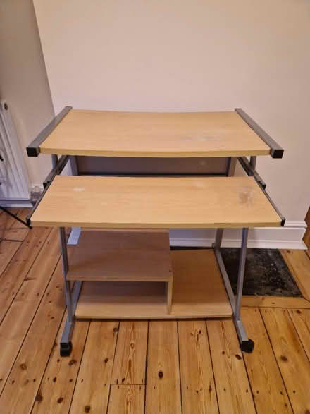 Photo of free Computer desk (CR4) #1