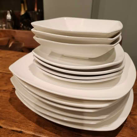 Photo of free Various crockery #2 (L15) #1
