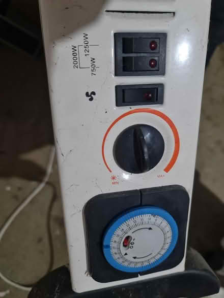 Photo of free Electric heaters, x2. 1x oil, 1x upright fan (CT2) #2