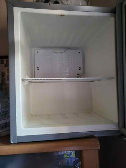 Photo of free Table top freezer (London. SW8.) #1