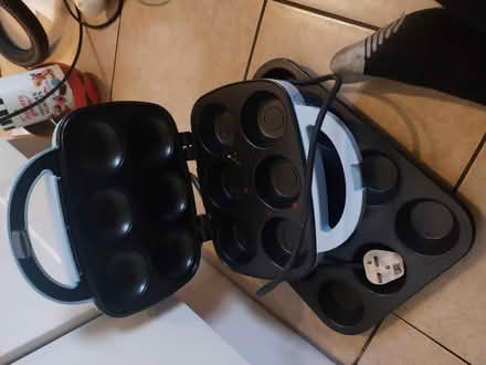 Photo of free Cupcake/muffin Baker (Tudeley) #2