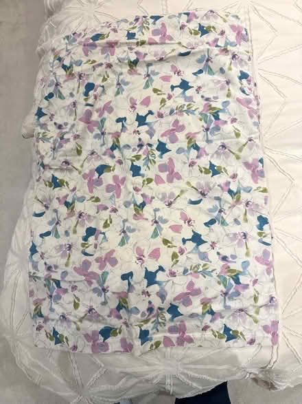 Photo of free King size duvet cover/pillowcases (Billericay CM11) #2