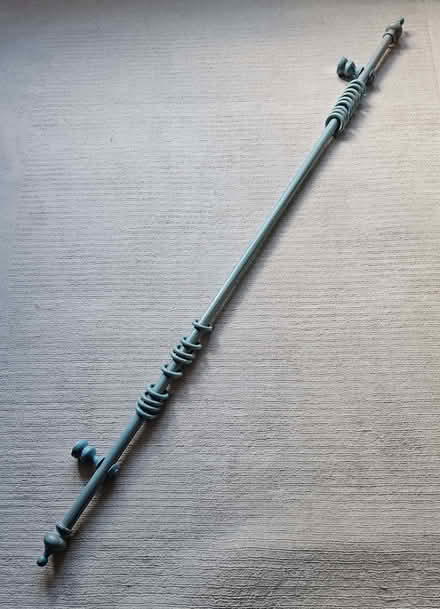 Photo of free 6ft Wood Curtain Pole (Bilton HG1) #1