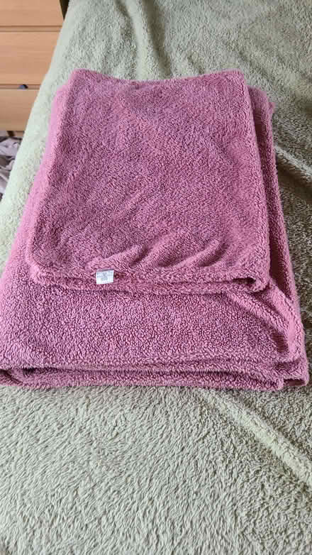 Photo of free Dusky pink single Teddy fleece duvet cover and pillowcase (Curbridge OX29) #2