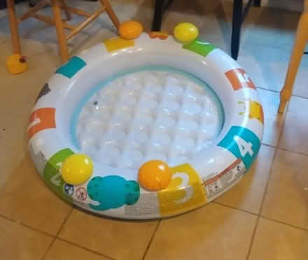 Photo of free Inflatable Pool (by Intex) (North Fort Worth) #4