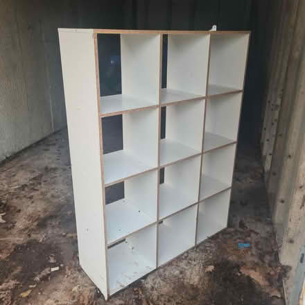 Photo of free White cube unit, not Kallax (Southgate RH11) #4