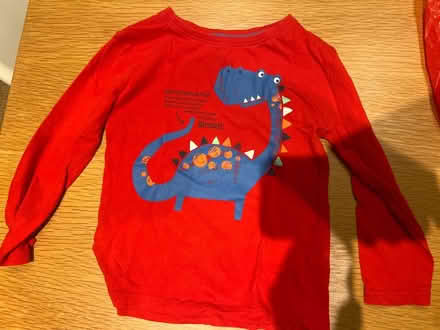 Photo of free 3y old clothes (West acton - W3) #1