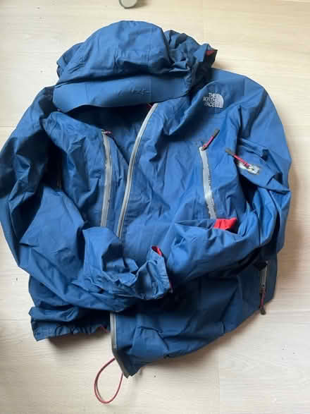 Photo of free Raincoat in need of repair (Barnsbury N1) #1