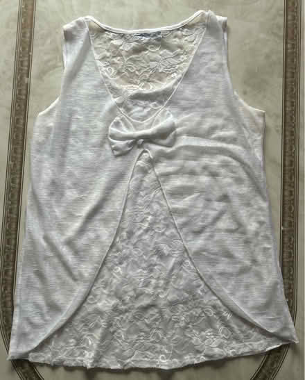 Photo of free Women’s top/ Size S/M (Chatham ME4) #2