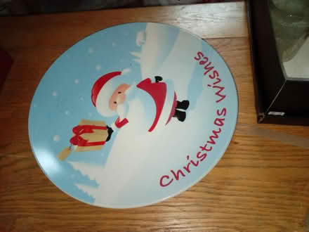 Photo of free Christmas plate (Hanworth TW13) #1