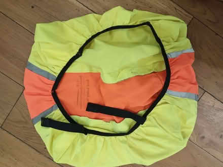 Photo of free high visibility back pack cover (Bishopston BS7) #2