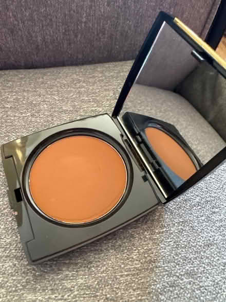 Photo of free Lancôme Power/Foundation (Clason Point Bronx NY) #3