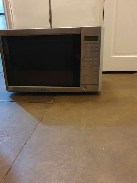 Photo of free Sanyo microwave (Ls29) #2