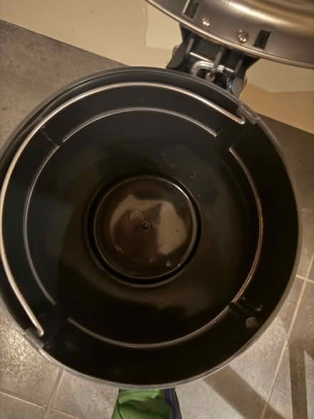 Photo of free Vipp pedal bin (Newington Green N16) #4