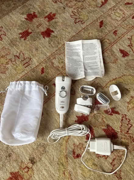 Photo of free Braun silk-epil 7 hardly used (Tooting Bec/Balham SW17) #2