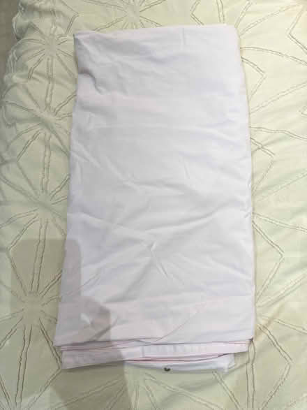 Photo of free King size pink duvet cover (Billericay CM11) #1