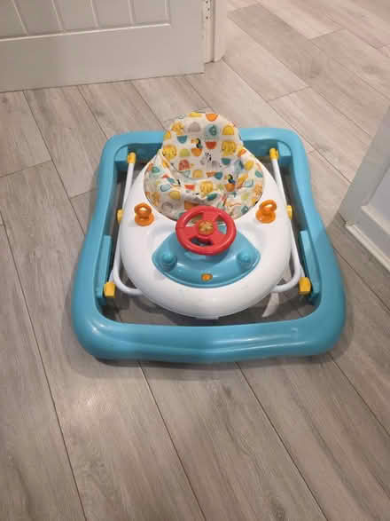 Photo of free Walker (CV6) #1