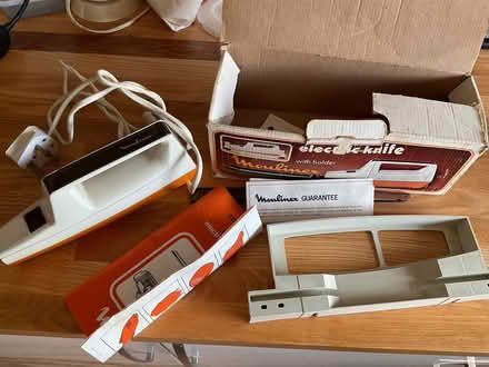 Photo of free Electric Knife with box and instructions etc (Taverham NR8) #1