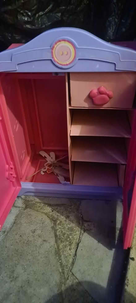 Photo of free Kids' dolls' house/dolls' wardrobe (RM9 Upney/Becontree) #2