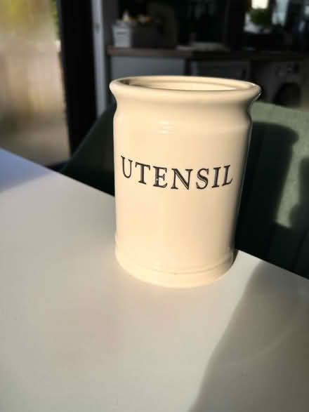 Photo of free Utensil jar (Brentwood CM14) #2