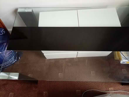 Photo of free Glass table. (Highbury N5) #1