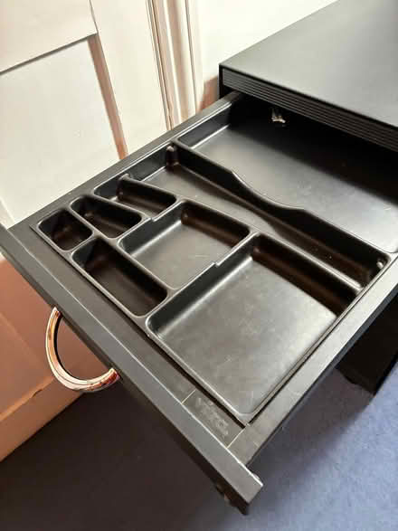 Photo of free Vitra metal filing cabinet (Stroud GL5) #3