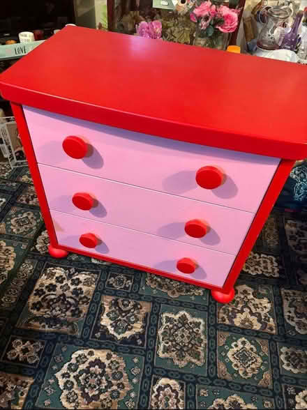 Photo of free Kids red and pink drawers (Shap CA10) #1