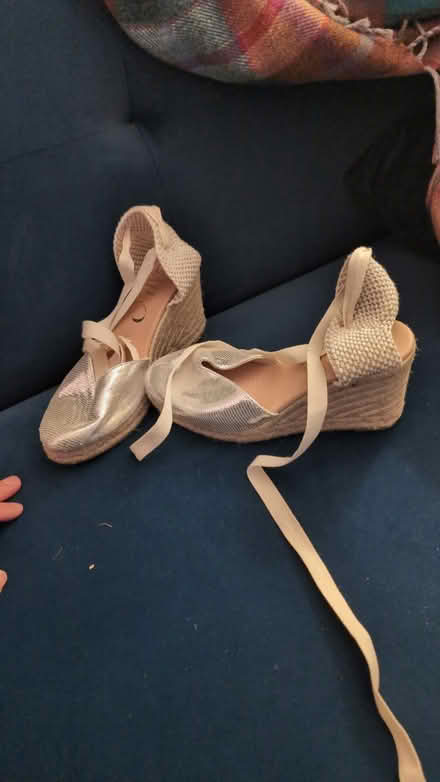 Photo of free Sandle wedges (S10 Crookes) #1