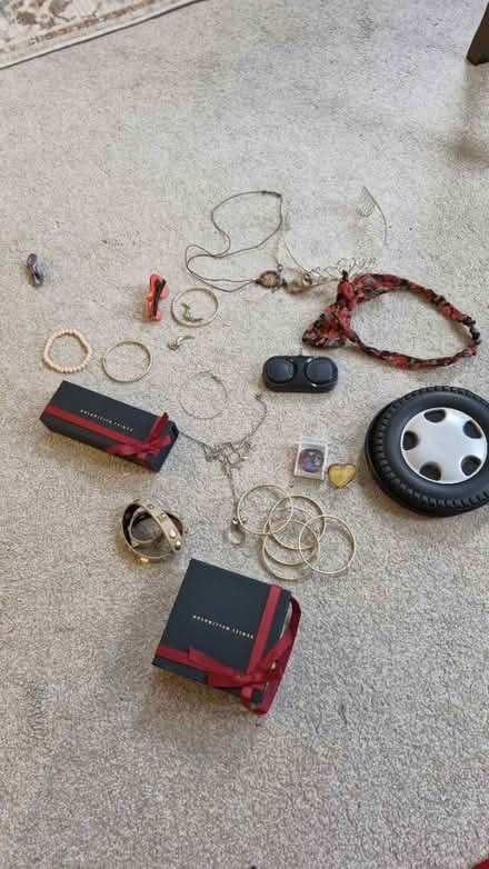 Photo of free Misc items - see description (KT5) #1