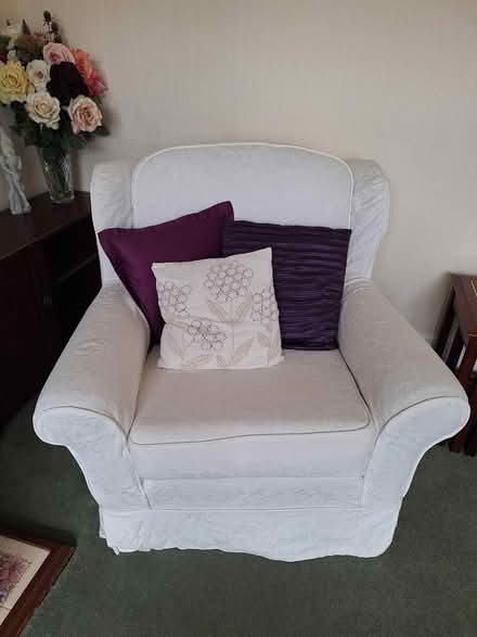 Photo of free 3 Piece Suite (DA12 5AL) #2