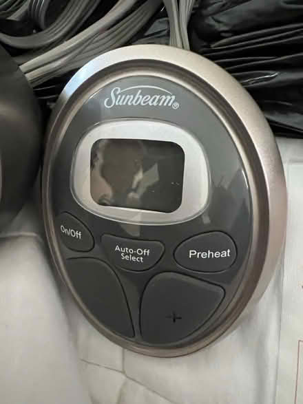 Photo of free King heated mattress pad (Southwest St Louis County) #2