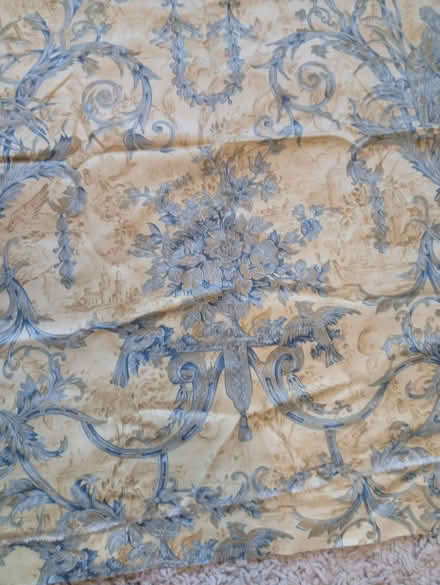Photo of free New fabric (Buxworth SK23) #1