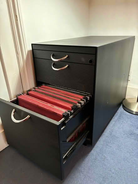 Photo of free Vitra metal filing cabinet (Stroud GL5) #4