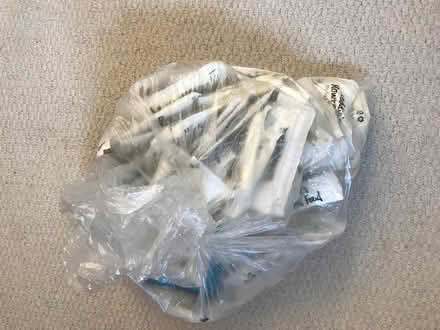 Photo of free Flower food sachets packets. 150 (CT3) #2