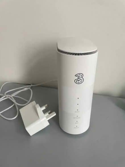 Photo of Three WiFi Router (South Reading RG1) #1