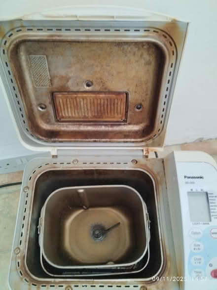Photo of free Panasonic bread maker (St Martins SY10) #2