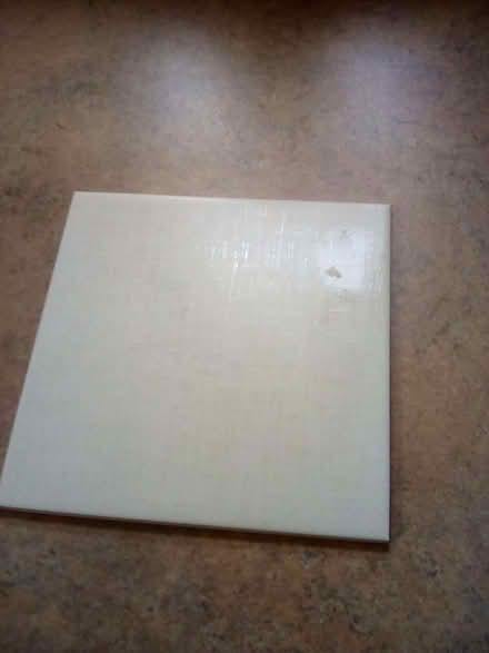Photo of free White tiles (Sharmans Cross B90) #1