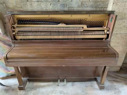 Photo of free Piano (Eynsham OX29) #3