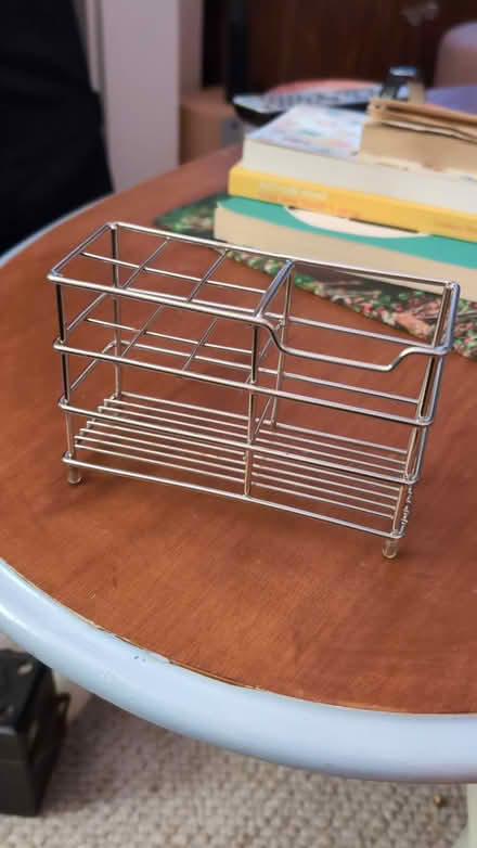 Photo of free Metal tooth brush holder (S10 Crookes) #1