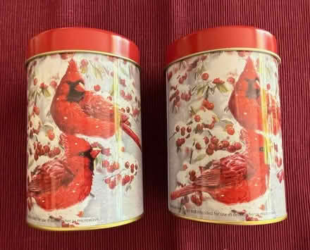 Photo of free Christmas Cardinal Tins (Cupertino - DeAnza and 280) #3