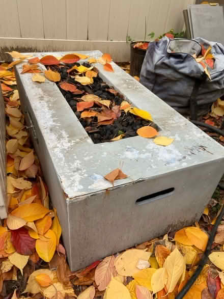 Photo of free Gas table (72nd st Bay Ridge) #1