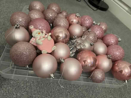 Photo of free Bundle of pink and pink glitter (ware SG12) #3